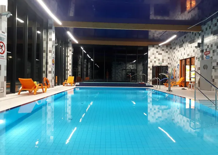 Nad Morzem & 5 Morz Basen Kryty Sianozety